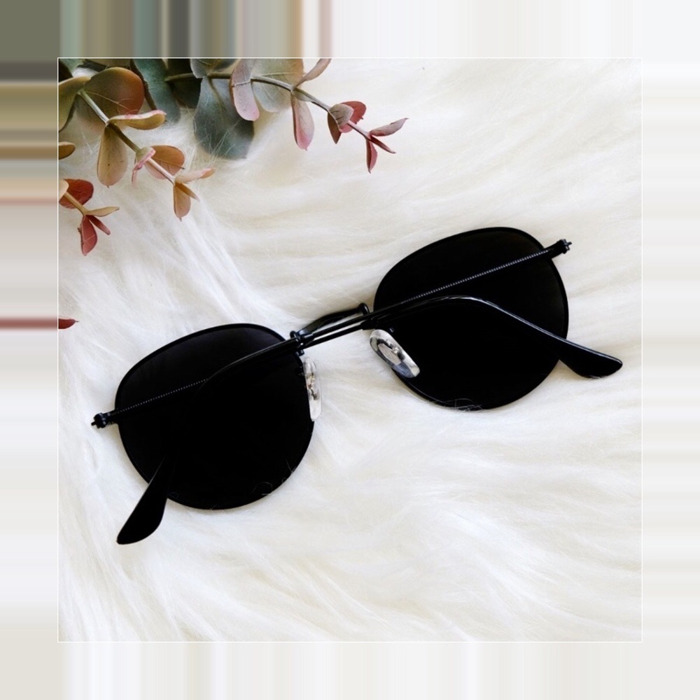 📸 Limmo-Tint Incognito Sunglasses 📸🌴⭐️ - Picture 3 of 5